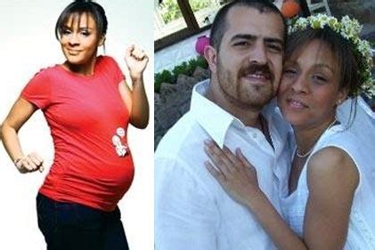 Oğlu büyüdü, annesinin kopyası oldu oyuncu ve sunucu defne joy foster, 2011 yılında vefat etmişti. ilker yasin solmaz - uludağ sözlük