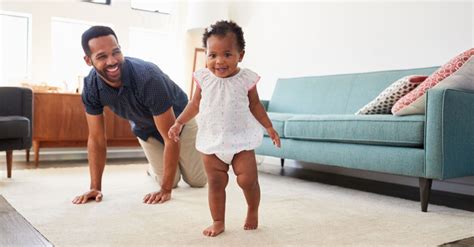 36 Top Pictures Wann Baby Laufen / Ab wann können Kinder ...