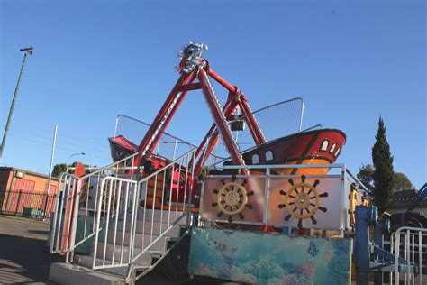 Swinging Pirate Ship Carnival Ride Hire Sydney - Launch Your Next Event