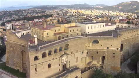 Bilancio nettamente a favore degli azzurri. Napoli vista dal drone - YouTube