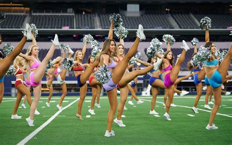 Hilarious Cheerleading Fails That Will Make You Look Twice - The Delite