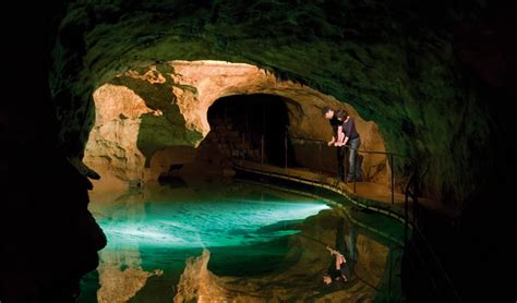 Jenolan Caves Guided Tours Nsw National Parks