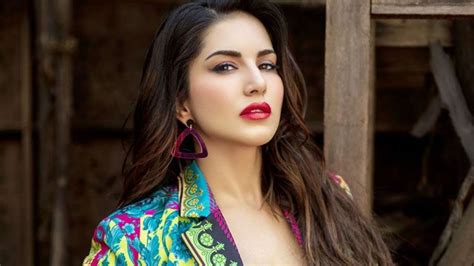 Sunny Leone Biography Age Height Net Worth Occupation Image