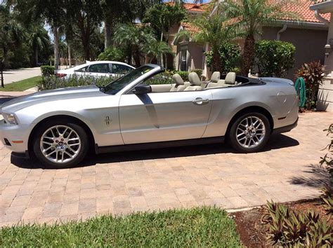 The sixth generation ford mustang (s550) is the current iteration of the mustang pony car manufactured by ford. Silver 2011 Ford Mustang convertible automatic V6 For Sale ...