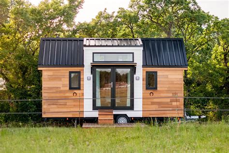 Disponemos de casas, chalets, dúplex, áticos y pisos en venta en gijón, asturias. Una preciosa minicasa que confirma que el lujo no está reñido con el tamaño — idealista/news