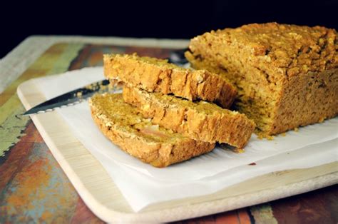 The moist pumpkin cake has a crunchy top coating of cinnamon and sugar and is a real crowd pleaser! Vegan Pumpkin Bread in the Blender - Kim's Cravings