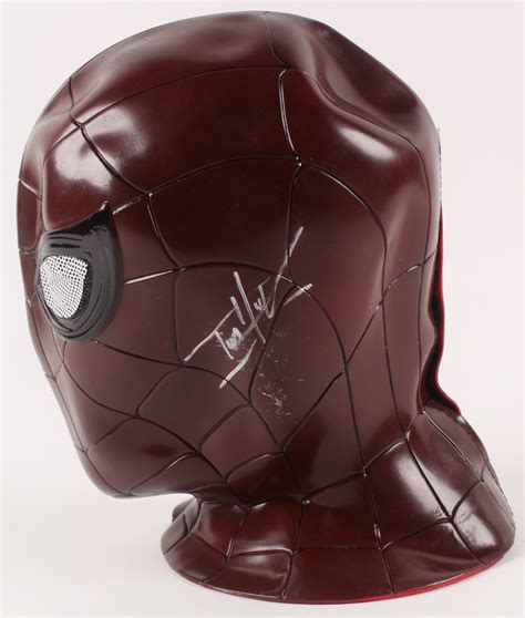 Tom holland is back in action! Tom Holland Signed "Spider-Man" Mask (Beckett COA ...