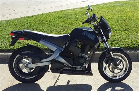 Der kraftstofftank fasst 2,8 gallonen, mit 69 meilen pro gallone in der stadt, 73 auf der autobahn. Buell 500cc 2005 Motorcycles for sale