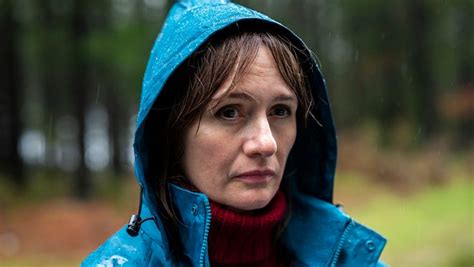 British Actress Emily Mortimer Opens Up About Acting And Dips Into