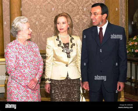 Britains Queen Elizabeth Ii Receives The President Of Bulgaria Hi Res