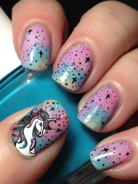 Ideas de diseño de uñas de unicornios brillante arco iris para niñas. Uñas de UNICORNIO » Fáciles y Paso a Paso para Niñas