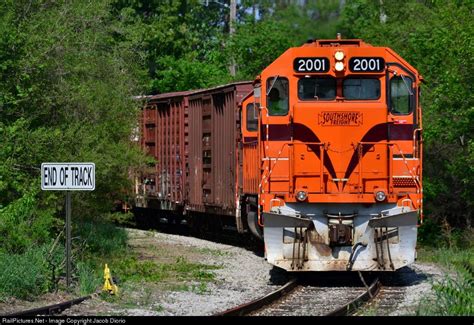 Accommodationwhere to sleep in south bend. CSS 2001 Chicago South Shore and South Bend EMD GP38-2 at ...