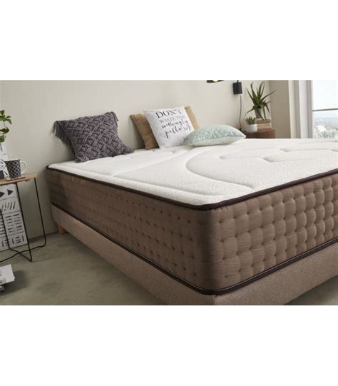 Ultimately, always treat your mattress well, and it will care for you even better in return. MATTRESS PREMIUM ORIGINAL CARE - Moonia