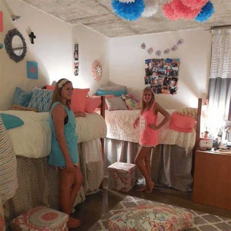But, it can also be the most hectic part. Preppy Dorm Room Decor: 20 Ideas to Fall in Love With
