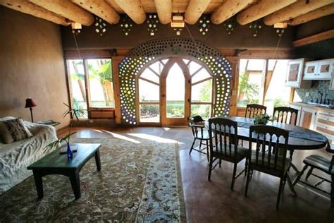 Offgrid living earthship biotecture sustainable independent buildings self sufficiency is real freedom #offgrid #greenbuilding #offgridliving earthshipbiotecture.com/ig. Nave Tierra, una casa ecológica y económica en el fin del ...
