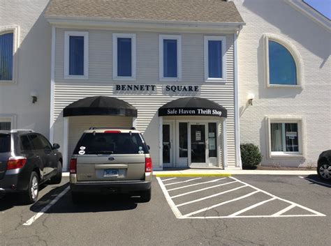 7 Incredible Thrift Stores In Connecticut Where You'll Find All Kinds