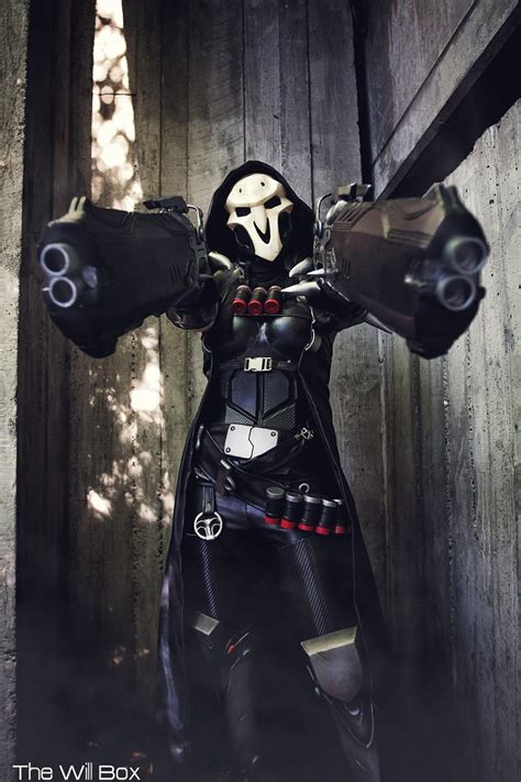 Female Overwatch Reaper Cosplay The Fox Feed