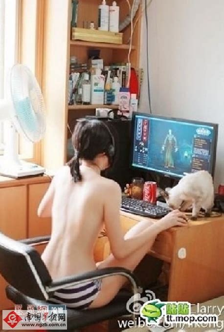 Naked Girls Playing Games And Showing Off Their Pussies Sankaku Complex Free Nude Porn Photos