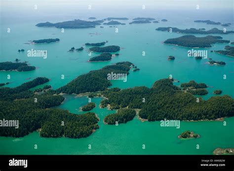 Broken Group Islands Hi Res Stock Photography And Images Alamy