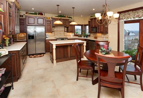 There s something classic and comforting about traditional style kitchens. 25 of Our Very Best Traditional Kitchen Designs (FANTASTIC ...