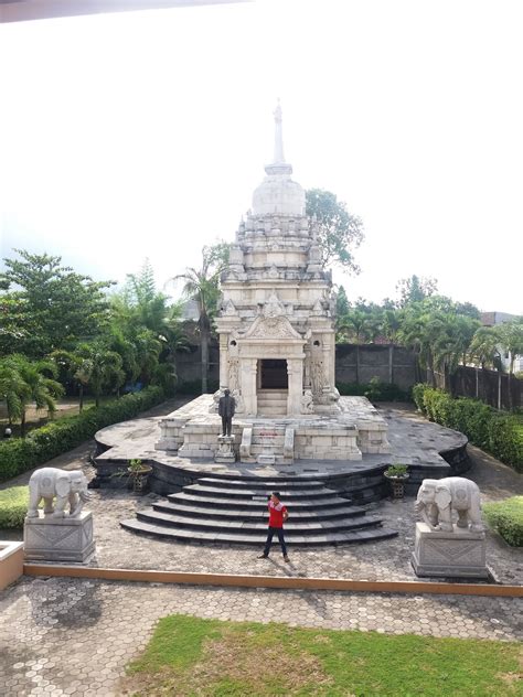 Follow us on insta : Vihara Damma Sundara