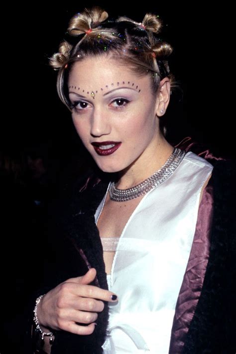 They'll be releasing a new lp, 'push and shove', this autumn. On Beauty: Gwen Stefani | Gwen stefani 90s, Hair muse, 90s ...