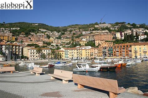 Vi er spesialister på utleie av feriehus i porto santo stefano eller ferieleiligheter i porto santo stefano. Vacanze a porto santo stefano : Campeggio Feniglia