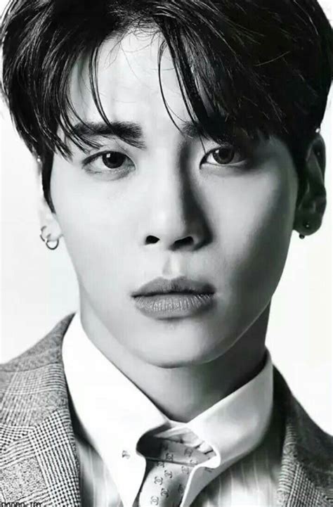 In 2010 he joined the project group s.m. SHINee | JONGHYUN (Kim Jonghyun) | Jonghyun, Shinee y Oppas