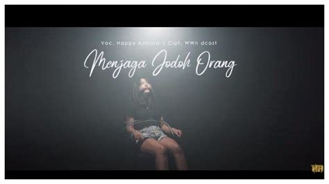 Kini kau datang padaku sayang setelah hancur hatika ini ku harap lagi, cinta darimu seperti dulu jangan pernah kau sesali sayang bunga. Lirik dan Kunci (Chord) Gitar Lagu 'Menjaga Jodoh Orang ...