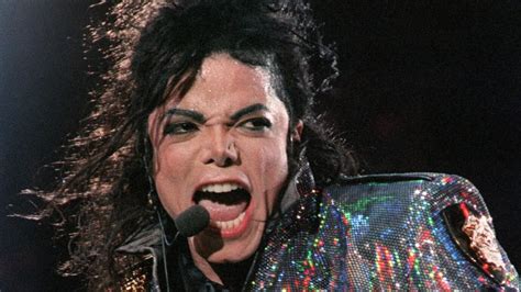 Michael jackson майкл джексон концерт германия. Michael Jackson's tragic real-life story