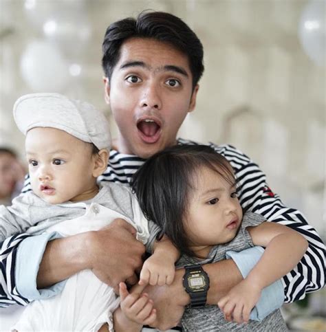 Ricky Harun Biodata Agama Keluarga Film Dan Profil Lengkap Katakita