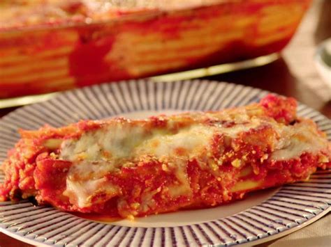 Sign up to receive new posts delivered directly to your inbox: Manicotti with Italian Sausage Recipe | Valerie Bertinelli ...