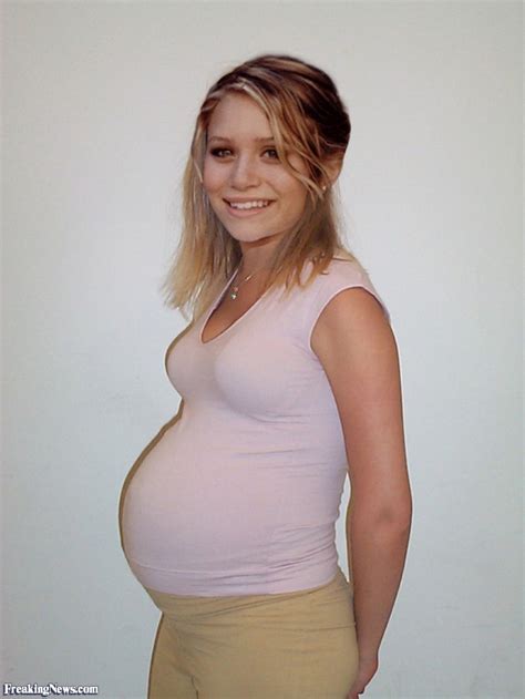 Pregnant Celebrities Pictures Freaking News