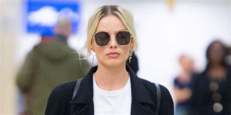 Margot Robbie Dishes On ‘birds Of Prey Showing A ‘colorful And Loud Side Of Gotham Margot