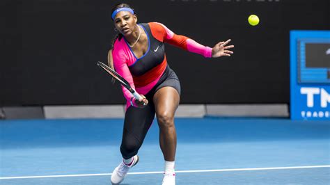 Free wheeling, free moving, free points. Tennis: Serena-Williams-Outfit sorgt für Aufsehen