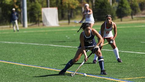 Suny Cortland Shuts Out Ic Field Hockey 30 At Home The Ithacan