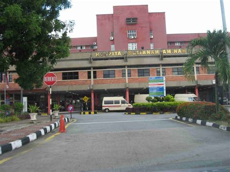To connect with hospital sultanah aminah, join facebook today. Damya Kau Dihatiku: hari ni mak keluar wad.....
