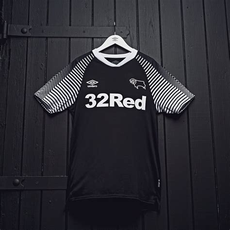 Fifa 20 players fifa 20 squad builder. Novas camisas do Derby County 2019-2020 Umbro » Mantos do ...