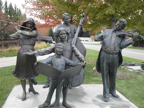 Joy of Music Sculpture - Dearborn, Michigan | Music sculpture