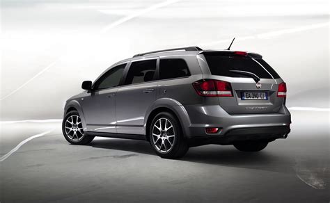 Dodge journey e tutte le vetture basate sulla piattaforma gs/js. Foto: Fiat Freemont 2011 Fiat Freemont 2011 03 : Autoblog.nl