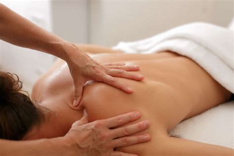 Top Massage Therapists Adelaide Melbourne Street Massage
