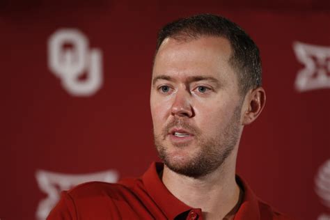 Oklahomas Lincoln Riley Prefer Football In Fall But Spring Very Doable