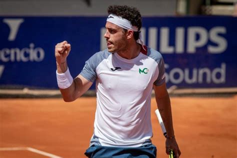 Batte djokovic e lo sporting gli dedica un'installazione. Lorenzo Sonego Fidanzata - Lorenzo sonego all his results ...