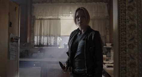 Noises startling them in the night. The golden age of horror: The Pact (2012) - Quarter to Three