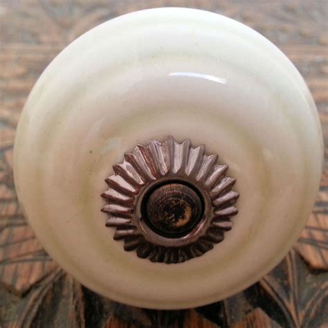 How to add handles to kitchen cabinets. CREAM CERAMIC DOOR KNOBS FURNITURE Vtg Country Kitchen cabinet pulls handles | eBay