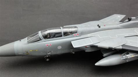 It included several modifications and improvements over the standard tornado ids such as modified rb199 engines with greater thrust. Tornado F3 ADV Desert Storm - Revell - 1/72