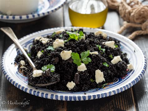 Provatelo, non è difficilissimo ma occorrono gli arancini di riso, vanto della cucina siciliana, sono piccoli timballi di riso farciti,. Cous cous al nero di seppia con ricotta fresca, ricetta ...