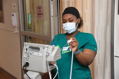 Corewell Health holding weekly hiring events – The Oakland Press