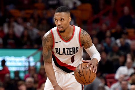 Top 10 damian lillard dunks of his career ᴴᴰ thanks for watching! Joueurs de la semaine : timing parfait pour Damian Lillard