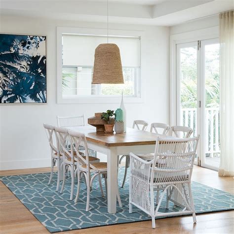 Coastal living cottage dining chairs. 70+ Cottage Dining Room Designs with Everlasting Style ...